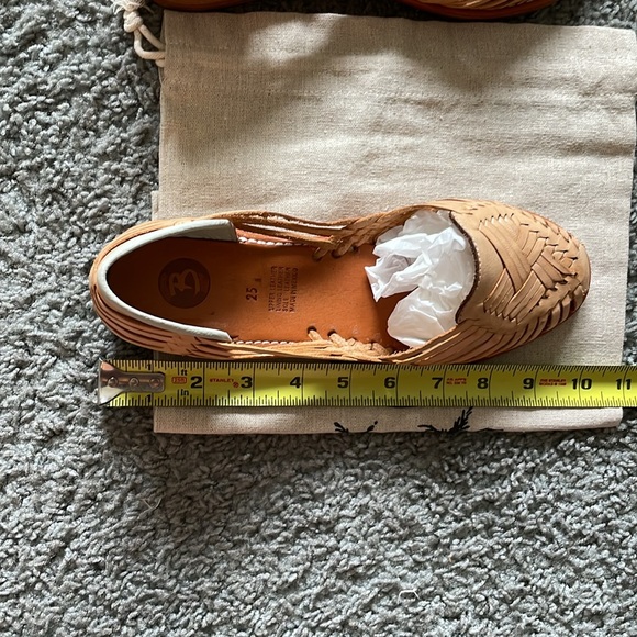 Bottomless Co Huarache Sandals - Picture 6 of 6